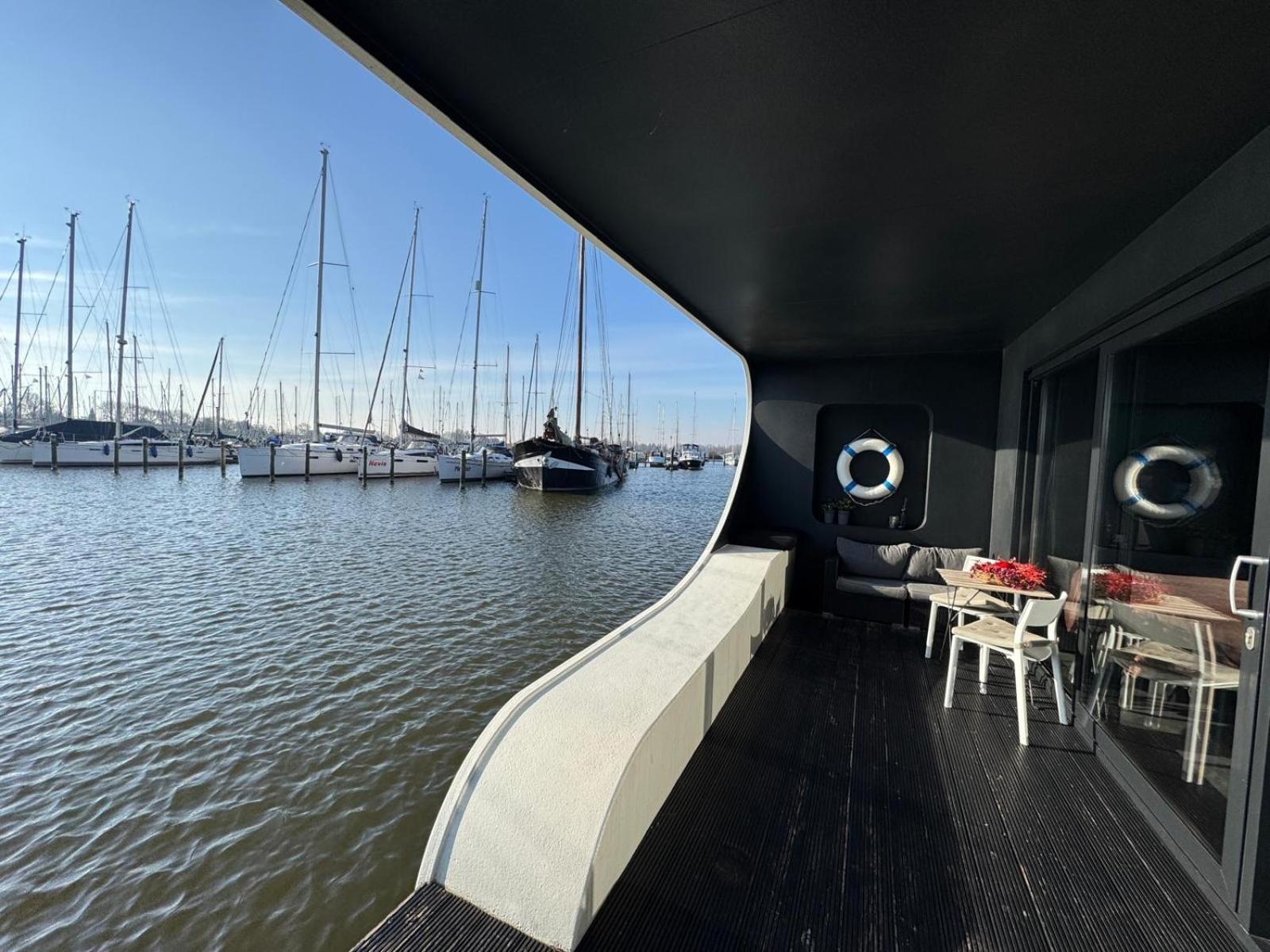 Villa Tinyfloat Andijk Exterior foto